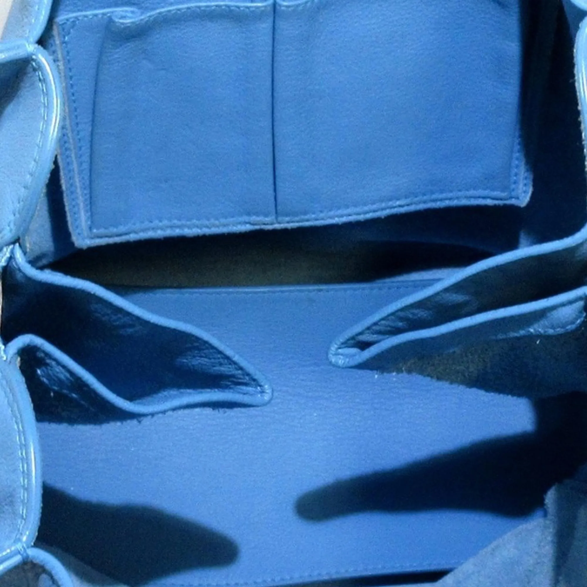 Balenciaga Papier A5 Leather Tote Bag (SHG-jrm6nk)