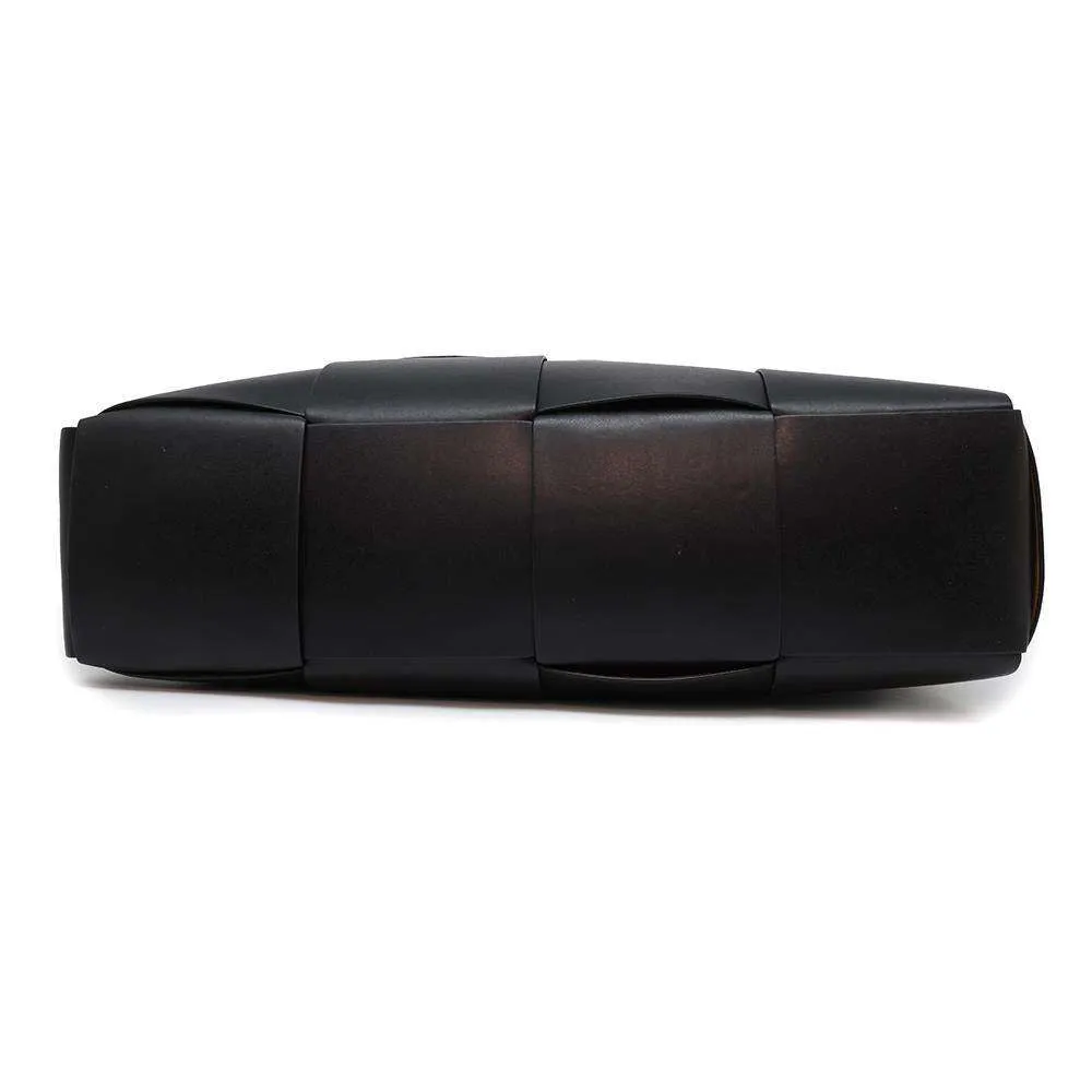 Bottega Veneta alcotote Black608608 Calf Leather Size Large