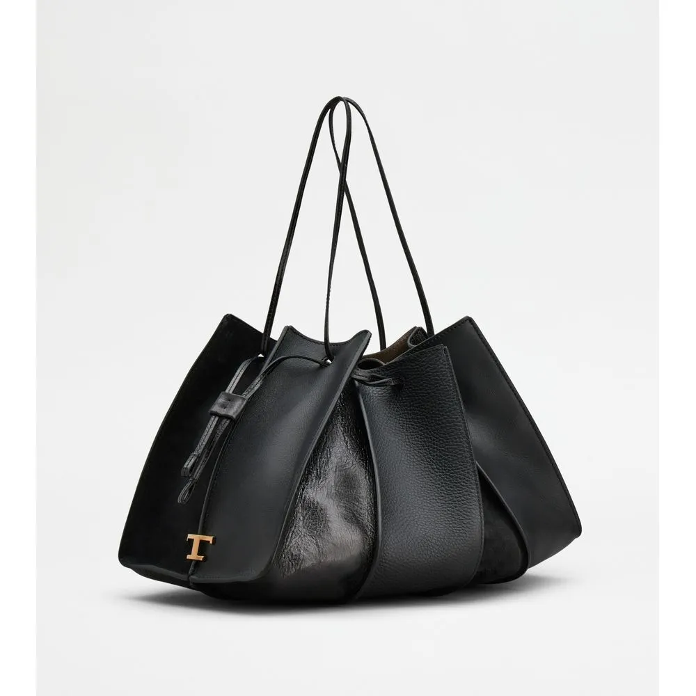Bucket Bag in Leather Medium