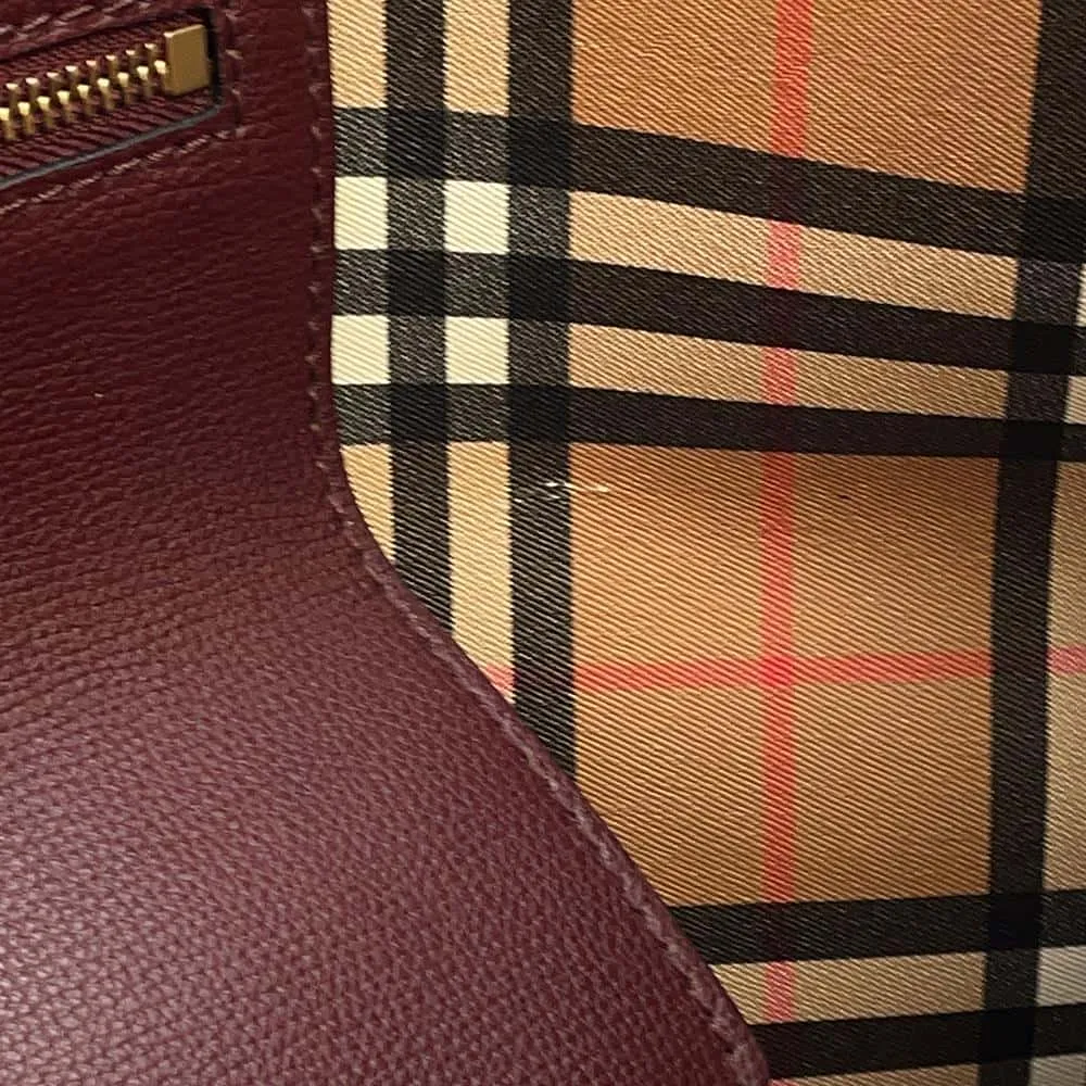 BURBERRY Crest Tote bold Leather