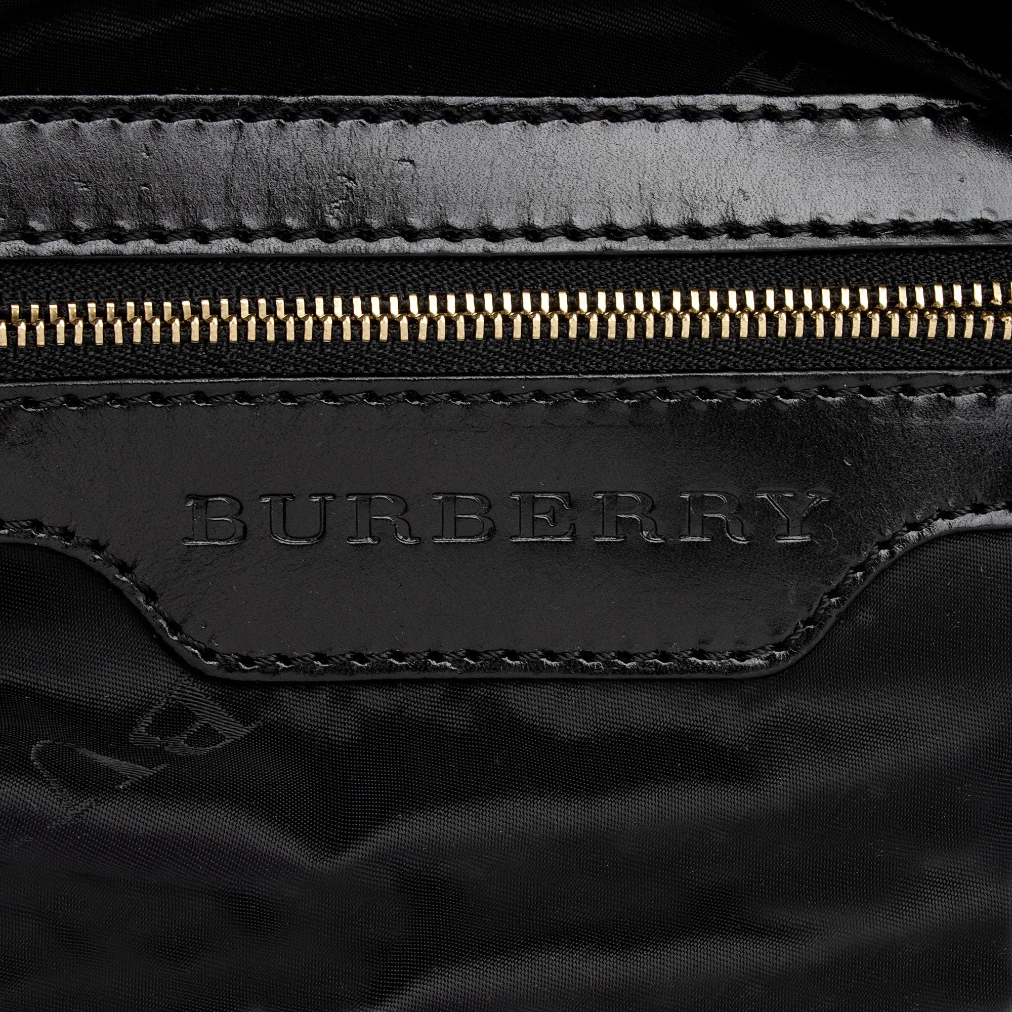 Burberry Lambskin Hepburn Convertible Tote (SHF-FHPl7M)
