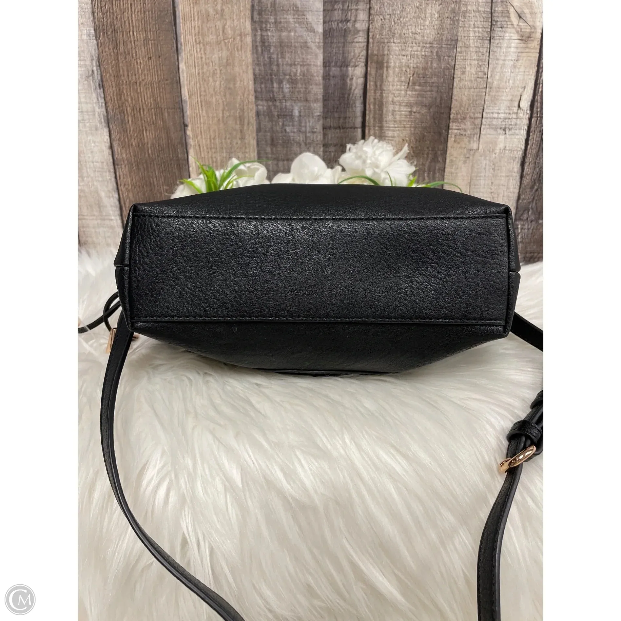 Crossbody By Cmf, Size: Medium