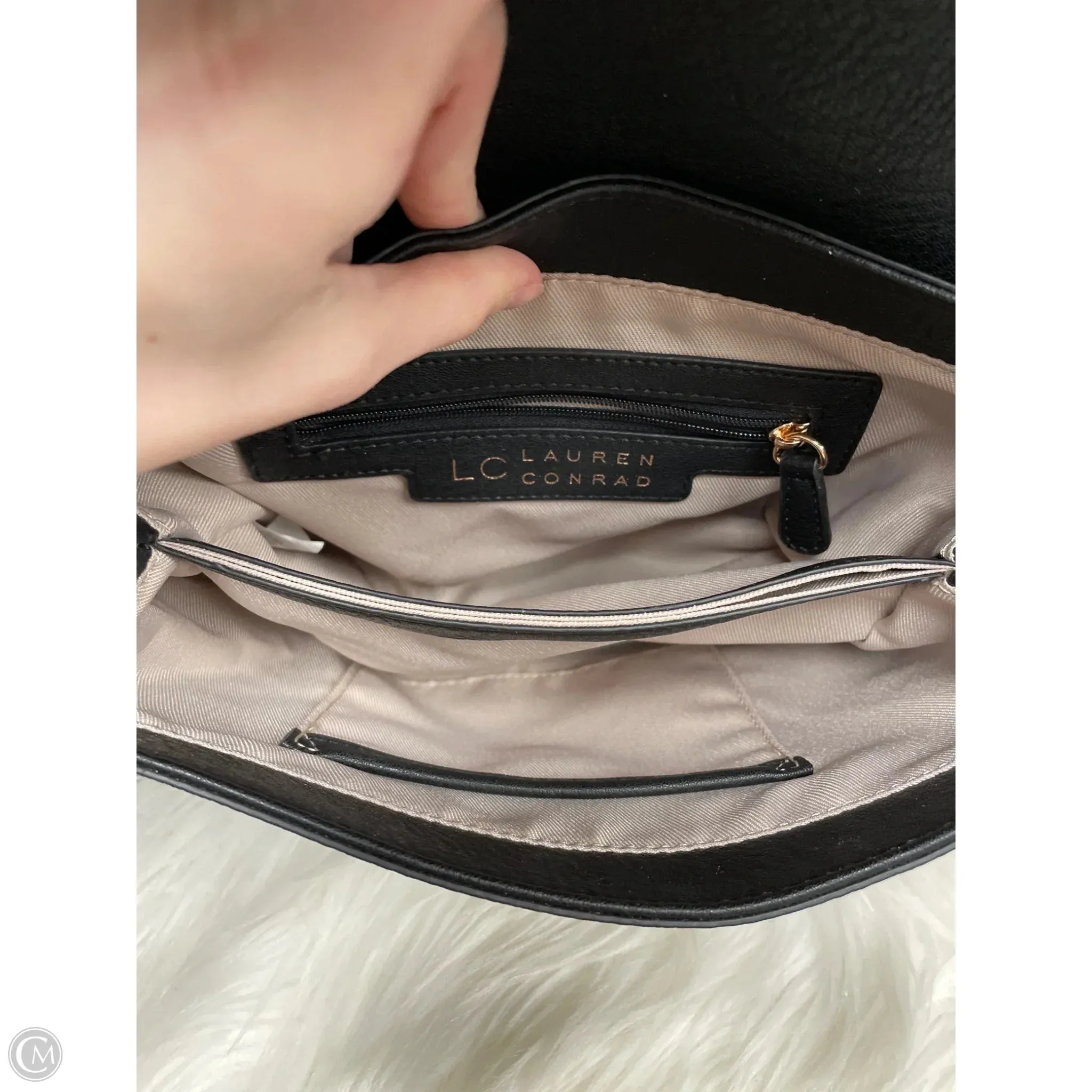 Crossbody By Cmf, Size: Medium
