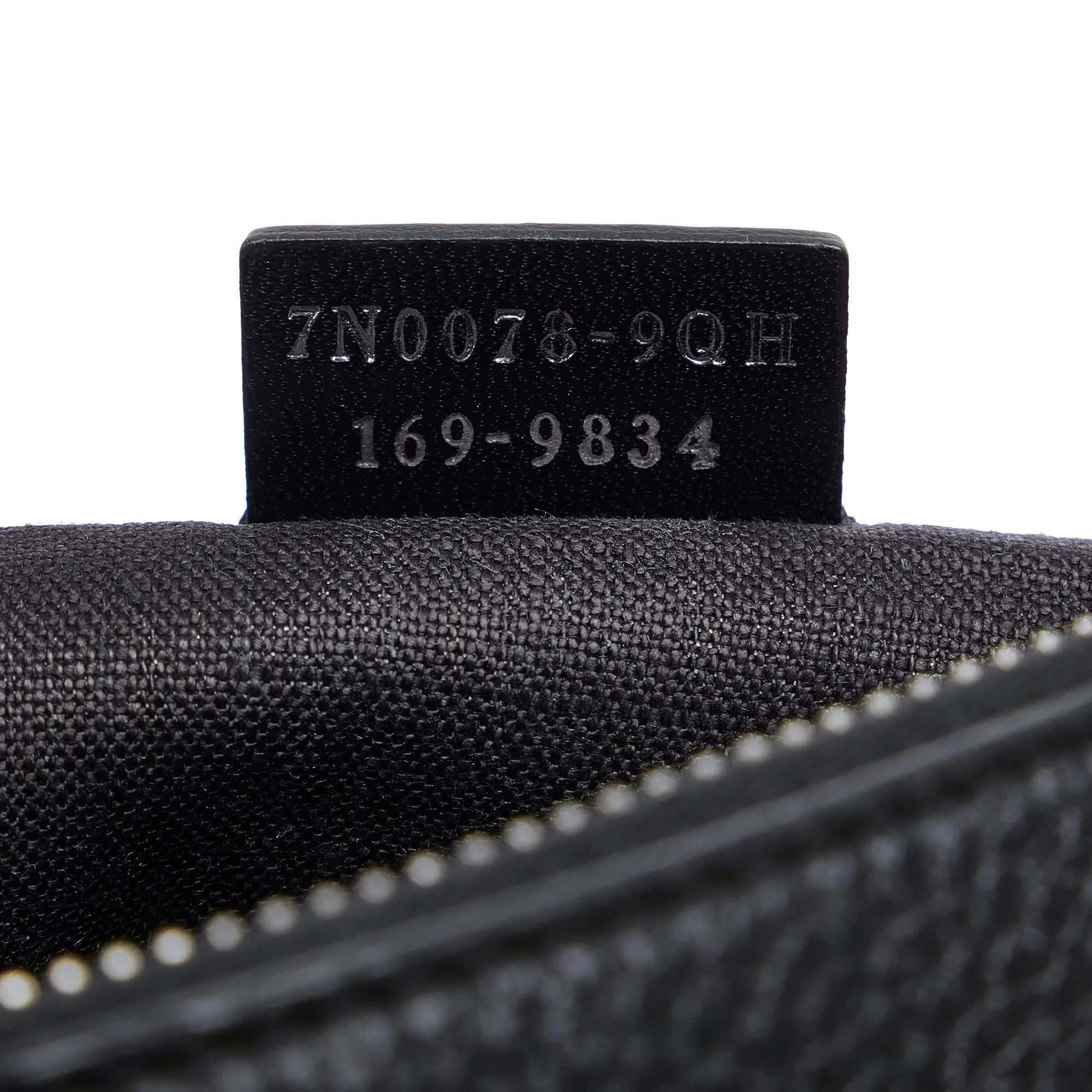 Fendi Faces Zip Clutch (SHG-s4AsdX)