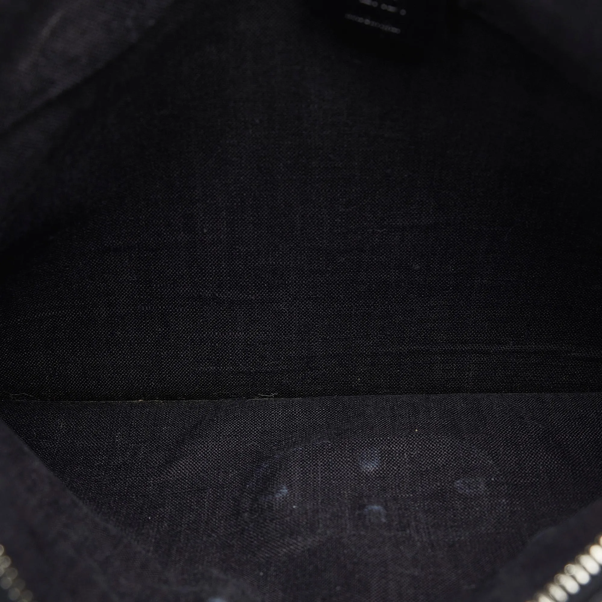 Fendi Faces Zip Clutch (SHG-s4AsdX)