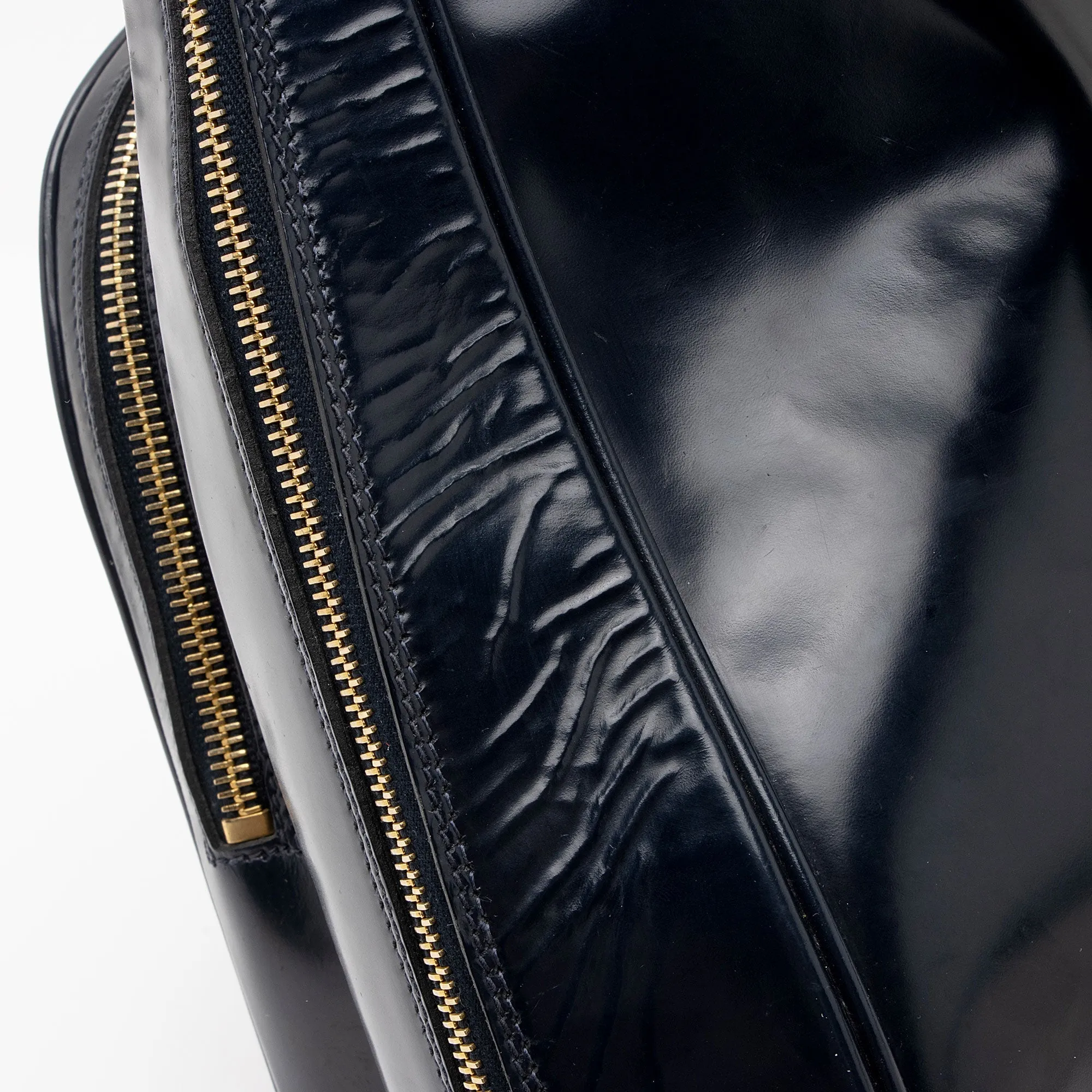 Gucci Vintage Patent Leather Bamboo Sling Backpack (SHF-dSK8BK)