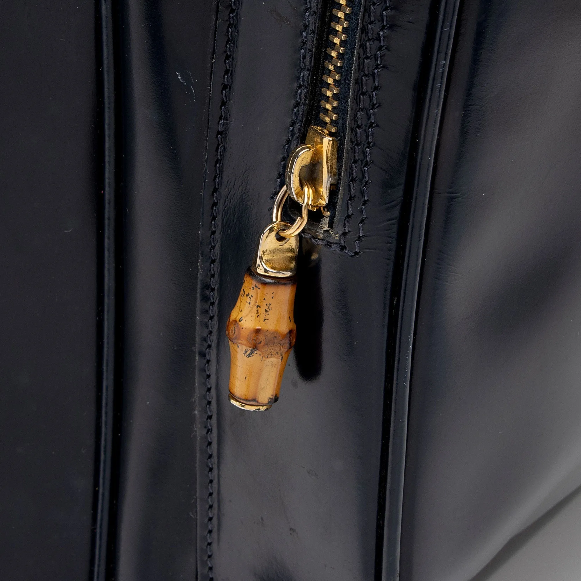 Gucci Vintage Patent Leather Bamboo Sling Backpack (SHF-dSK8BK)
