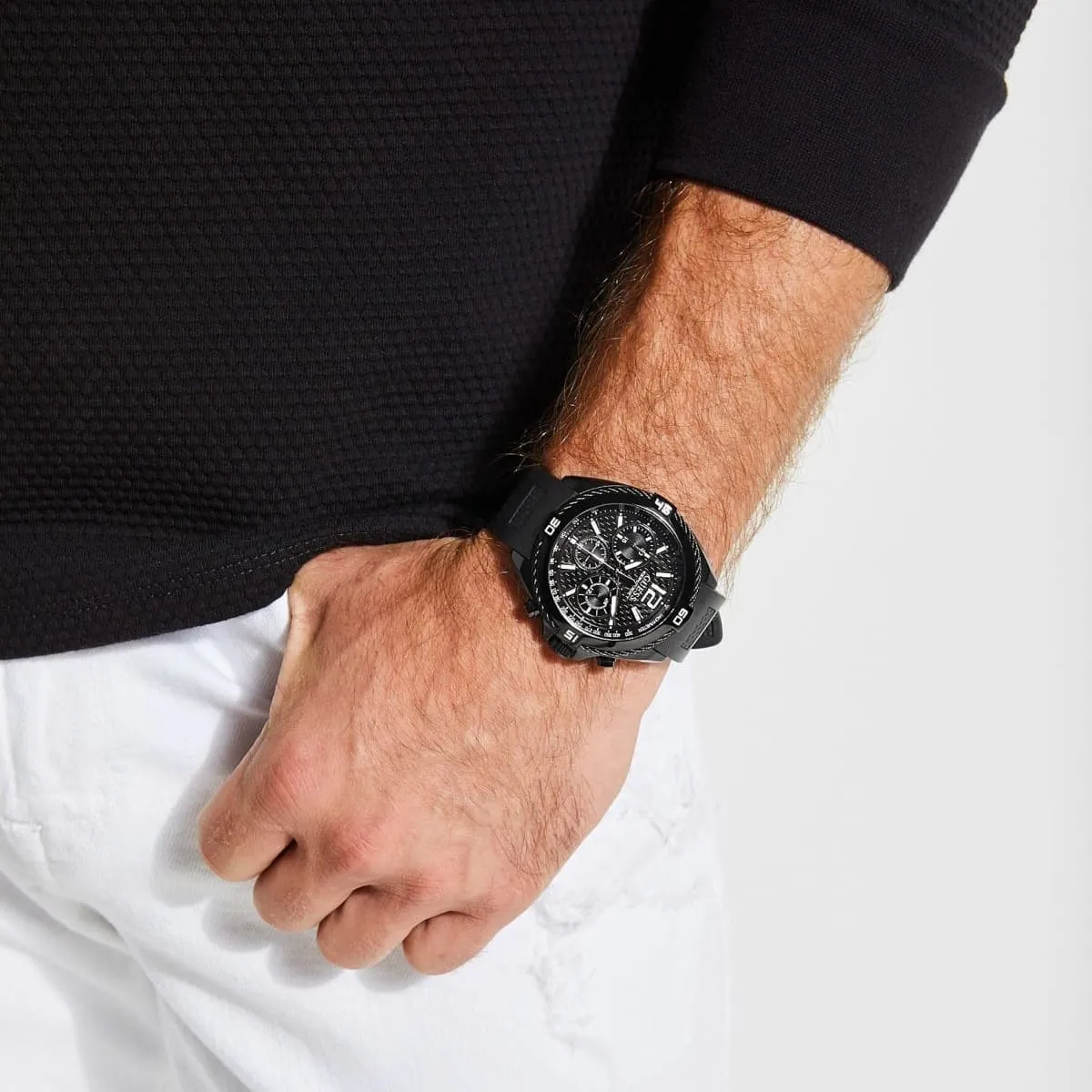 G.U.E.S.S   Black Rubber Strap Watch