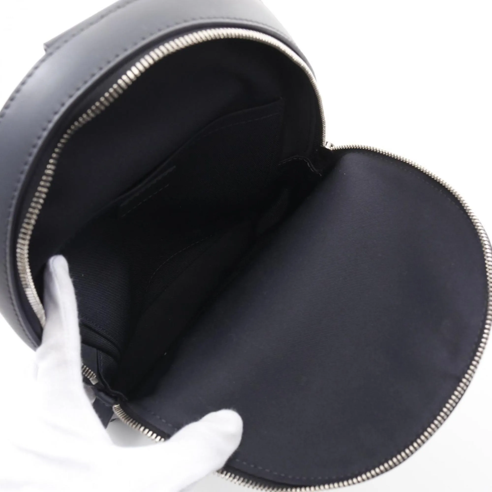 Louis Vuitton Leather Fanny Pack Sling Bag (Pre-Owned)