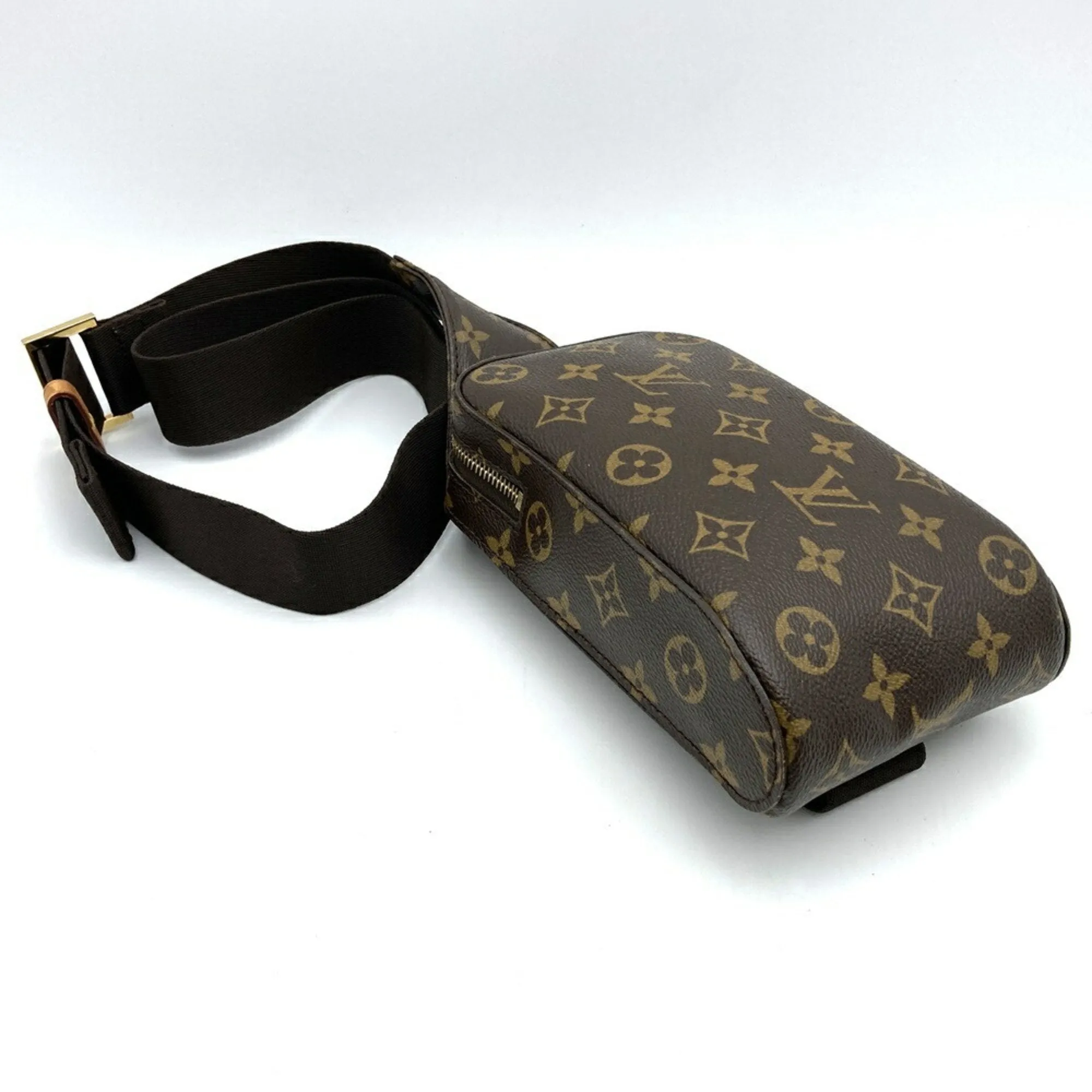 Louis Vuitton Monogram Monogram Shoulder Bag Sling Bag (Pre-Owned)