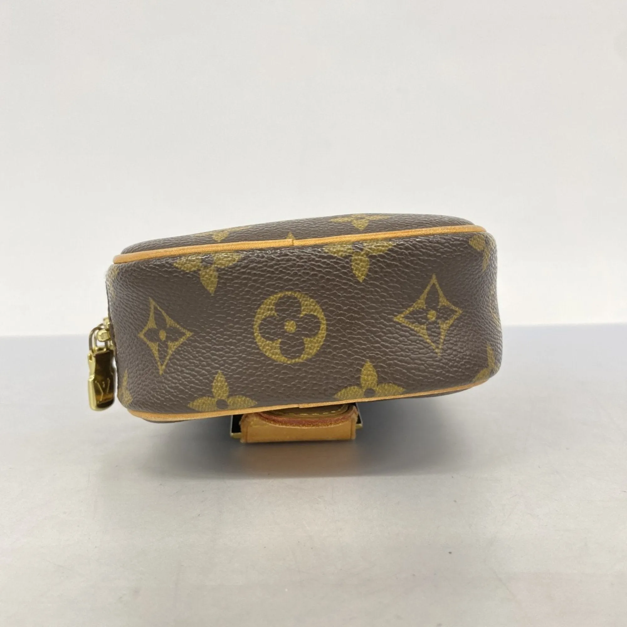 Louis Vuitton Sling Bag (Pre-Owned)