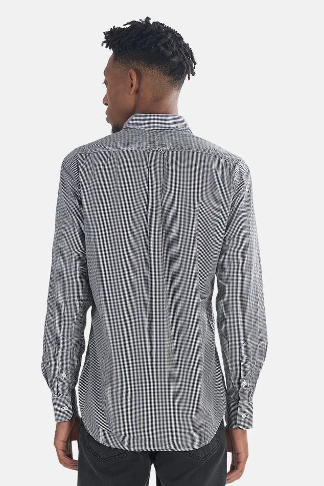 Macro Check Button Down Black/White